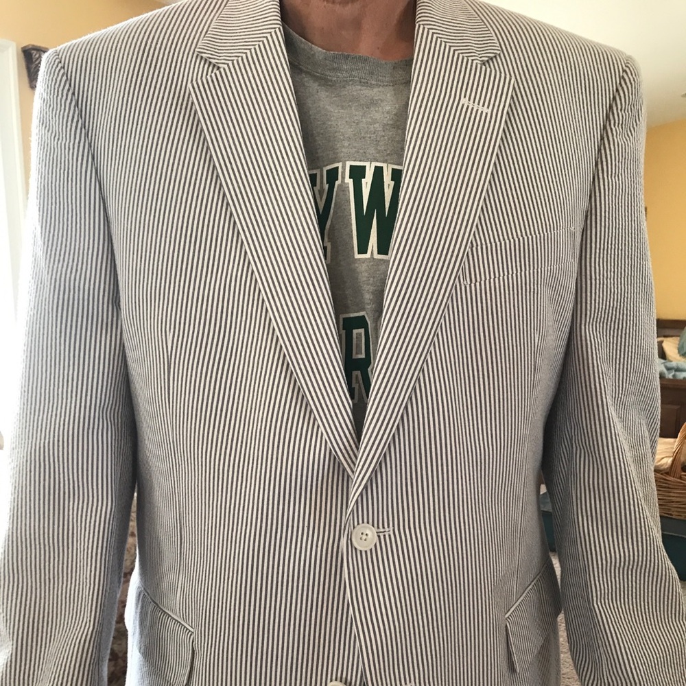 🔥 Jos. A. Bank Sear-Sucker Suit • pants/jacket